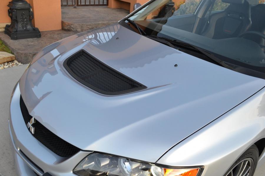 Детали экстерьера Mitsubishi Lancer Evolution IX MR 2006 года  (фото 28 из 69)